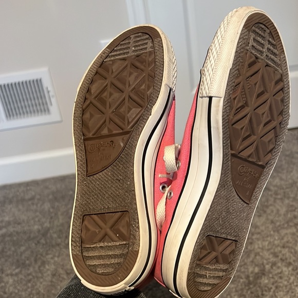 Women’s size 6 pink converse good used condition - Picture 4 of 7